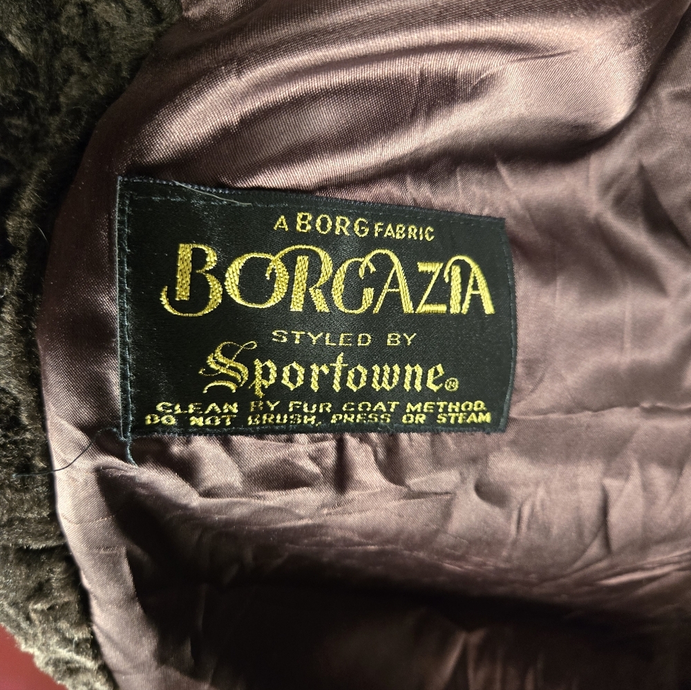 Faux Fur Hooded Cape Borgazia Sportowne Velvet Union Made - Picture 11 of 14